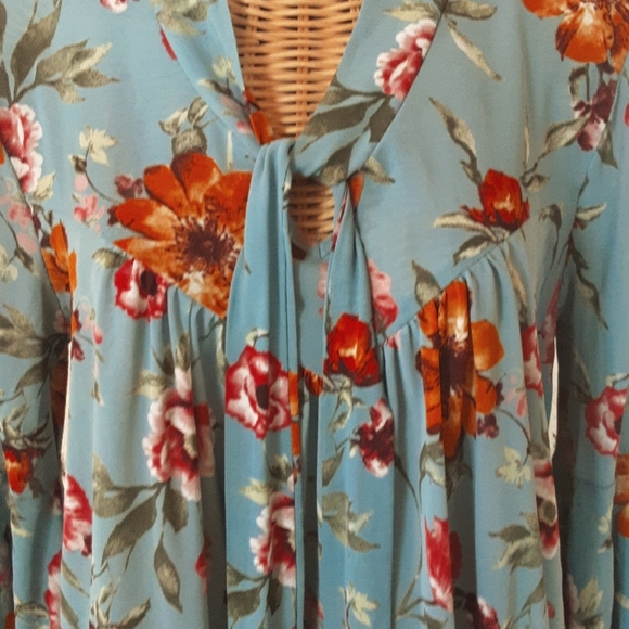 Ember Vintage Print Floral Blouse - Picture 2 of 6